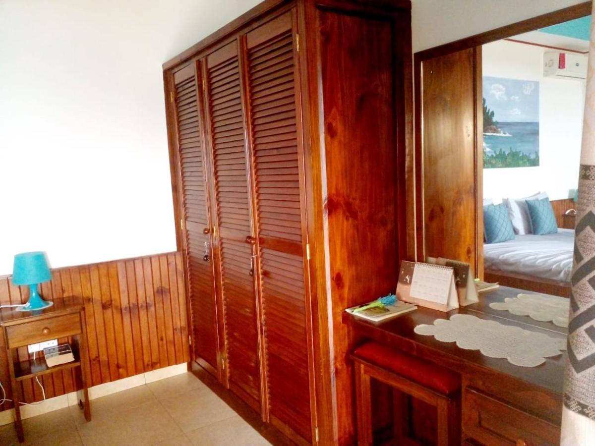 Les Elles Guesthouse Self Catering Baie Lazare  Εξωτερικό φωτογραφία