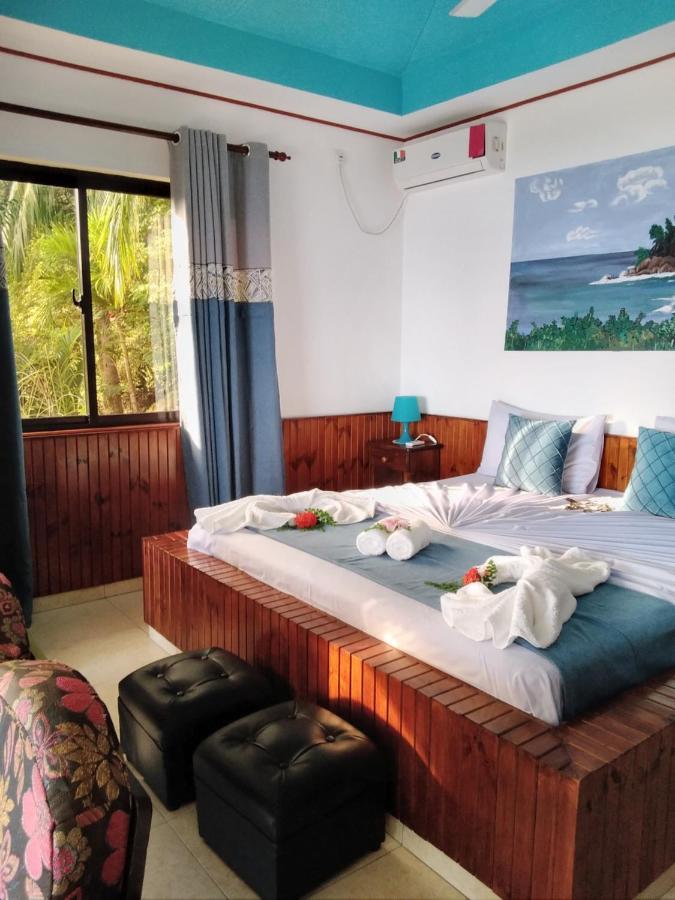 Les Elles Guesthouse Self Catering Baie Lazare  Εξωτερικό φωτογραφία
