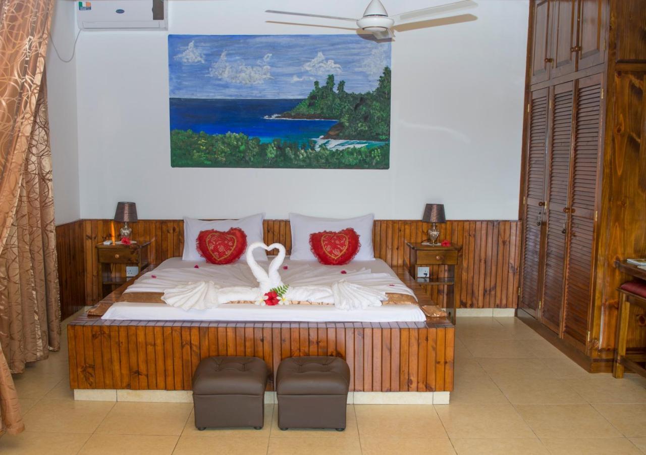 Les Elles Guesthouse Self Catering Baie Lazare  Εξωτερικό φωτογραφία